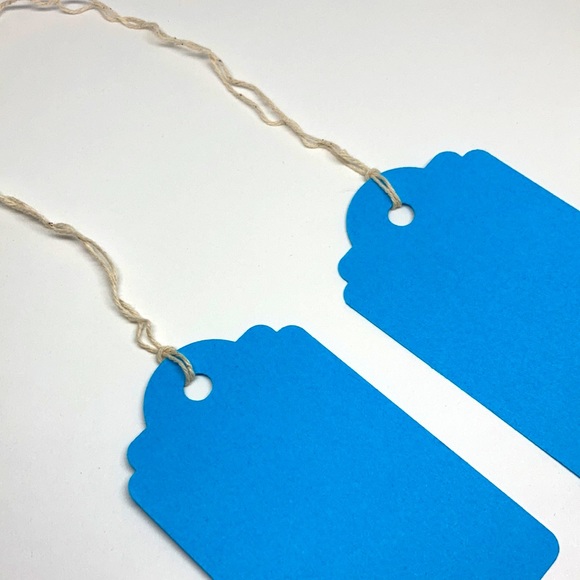 Blue Tags 🏷 Sale🎈. 2x$7 - Picture 3 of 4